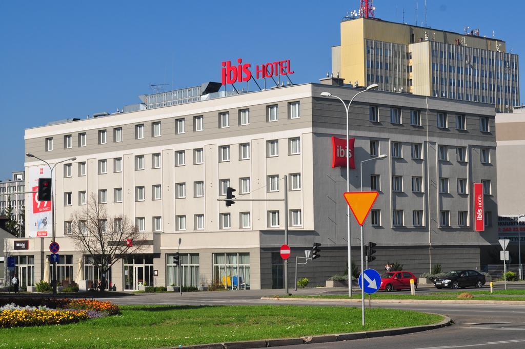 Hotel Ibis Kielce Centrum Exterior foto